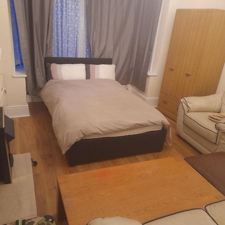 Big Room With Free Parking ロンドン エクステリア 写真